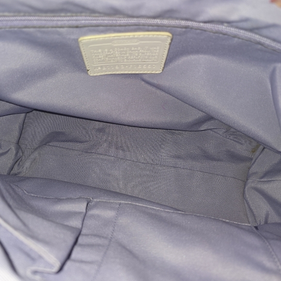 Euc Coach Daisy Signature Messenger Bag - Picture 4 of 4